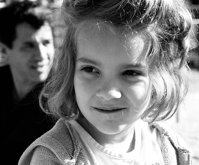 girl and dad